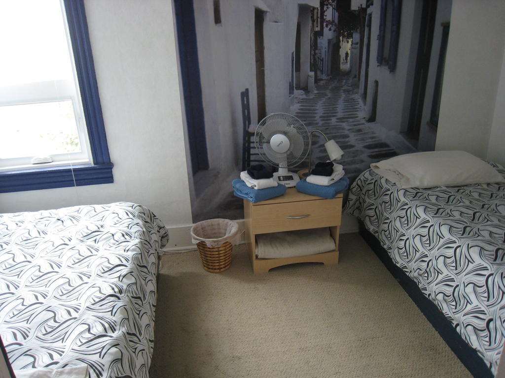 Poppi'S Guesthouse Revelstoke Camera foto